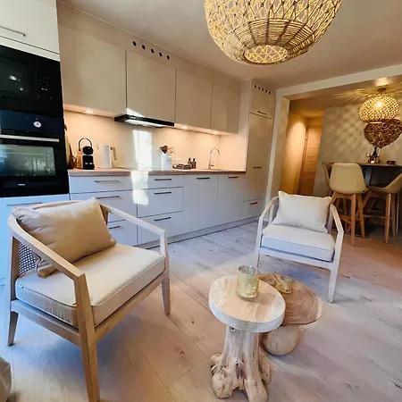 Rose's Heart アパート *